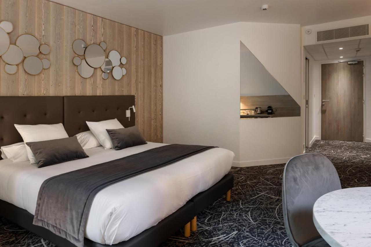 Logis Hotel Parenthese, Restaurant & Spa Chille Dış mekan fotoğraf