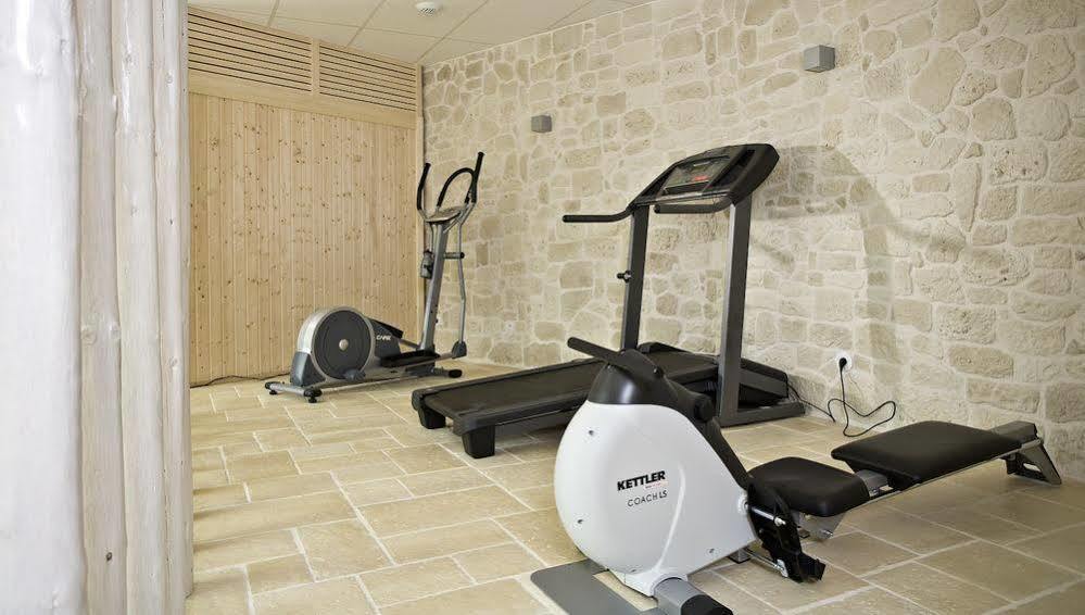 Logis Hotel Parenthese, Restaurant & Spa Chille Dış mekan fotoğraf